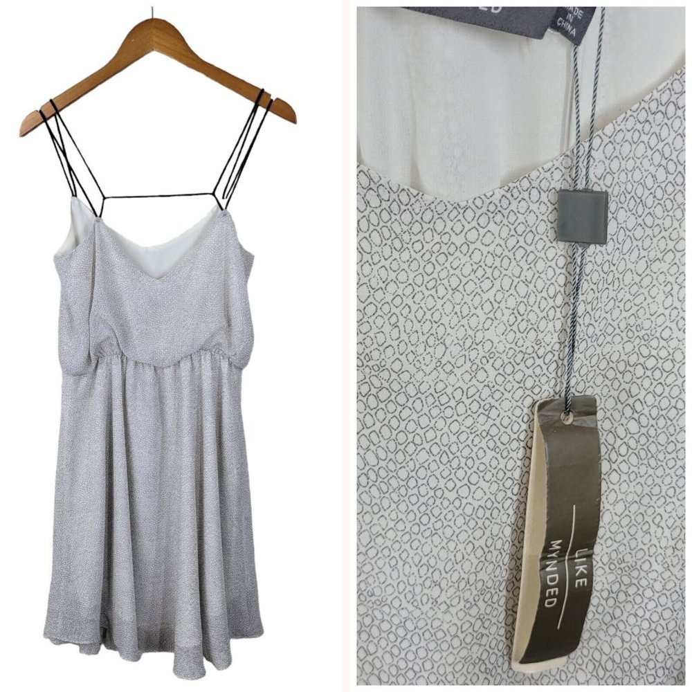 NEW Like Mynded Dress Size Small White Sweetheart Cocktails Party Skater Light